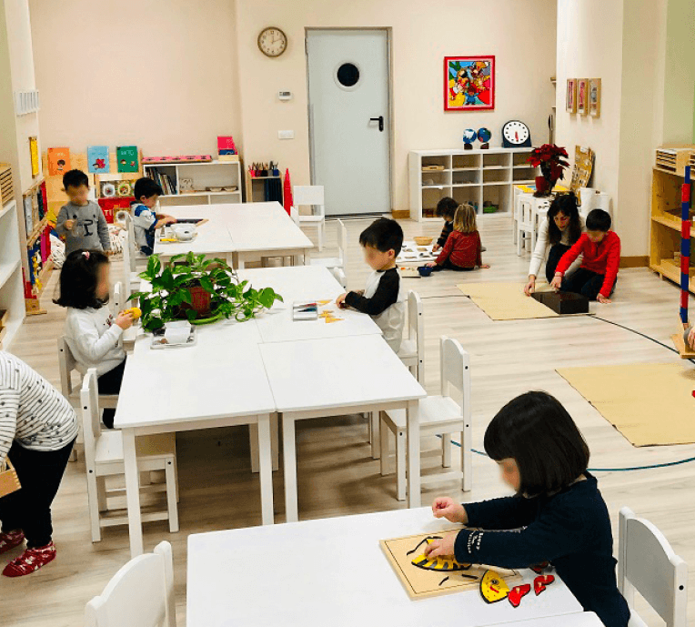 Nuestro centro es, además, un colegio internacional bilingüe, ESPAÑOL/INGLÉS, siempre con profesorado nativo.